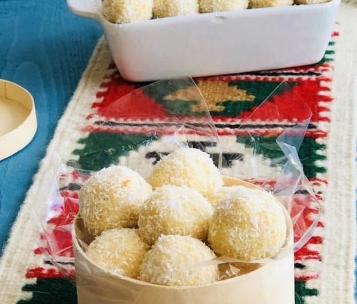 Bomboane Rafaello cu portocale și fistic