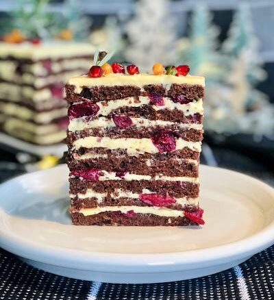 Tort Vis de iarnă cu cacao, vișine și migdale