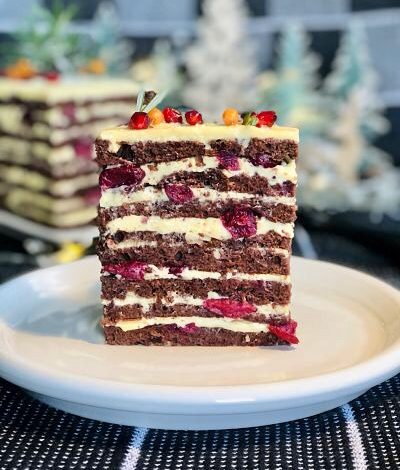 Tort Vis de iarnă cu cacao, vișine și migdale