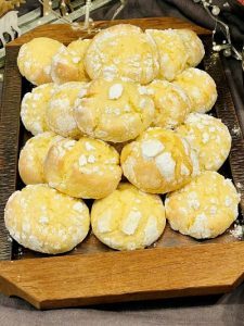 Biscuiți crăpați cu portocale - Orange crinkles Cookies