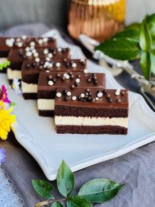 Kinder felie de lapte