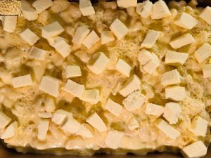 Macaroane gratinate cu brânză la cuptor