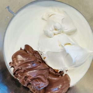 Tort Bartolomeu cu ciocolată și zmeură