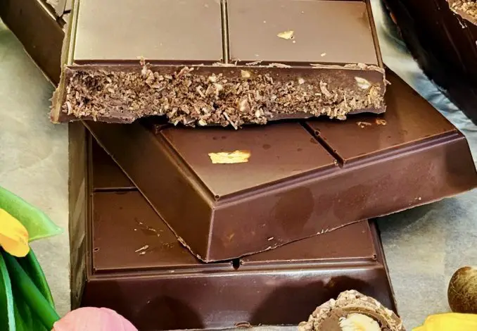 Ciocolată Ferrero Rocher în stil Dubai