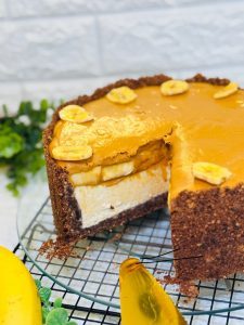 Cheesecake Banoffee cu banane și caramel 