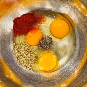 Șnițel de pui Palermo cu parmezan și crustă crocantă