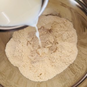 Brânzoaice în foietaj de casă - Poale în brâu