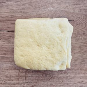 Brânzoaice în foietaj de casă - Poale în brâu