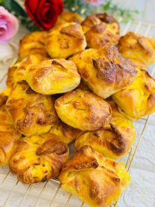 Brânzoaice în foietaj de casă - Poale în brâu
