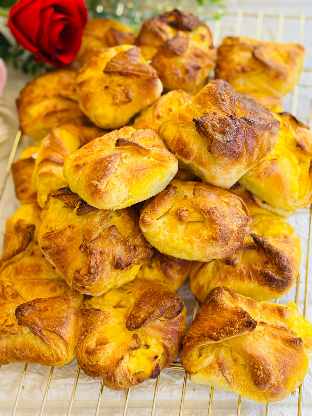 Brânzoaice în foietaj de casă - Poale în brâu