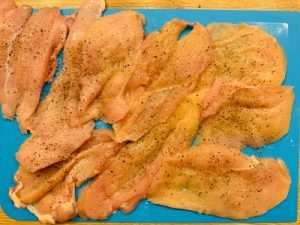 Șnițel de pui Palermo cu parmezan și crustă crocantă