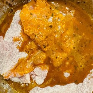 Șnițel de pui Palermo cu parmezan și crustă crocantă