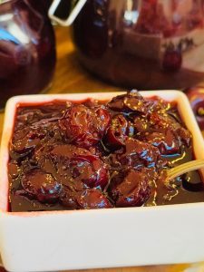 Dulceață de cireșe cu vișine ca la bunica acasă