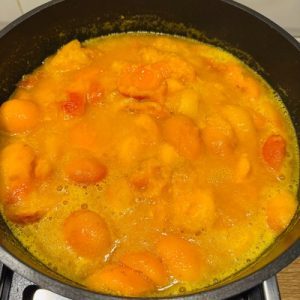 Dulceață de caise cu lămâie o rețetă cu zahăr redus
