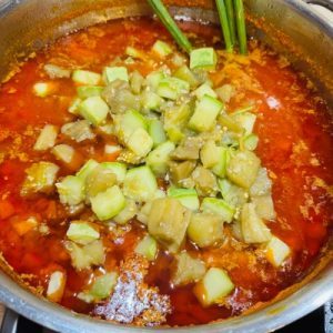Tocană de legume cu orez la borcan pentru iarnă