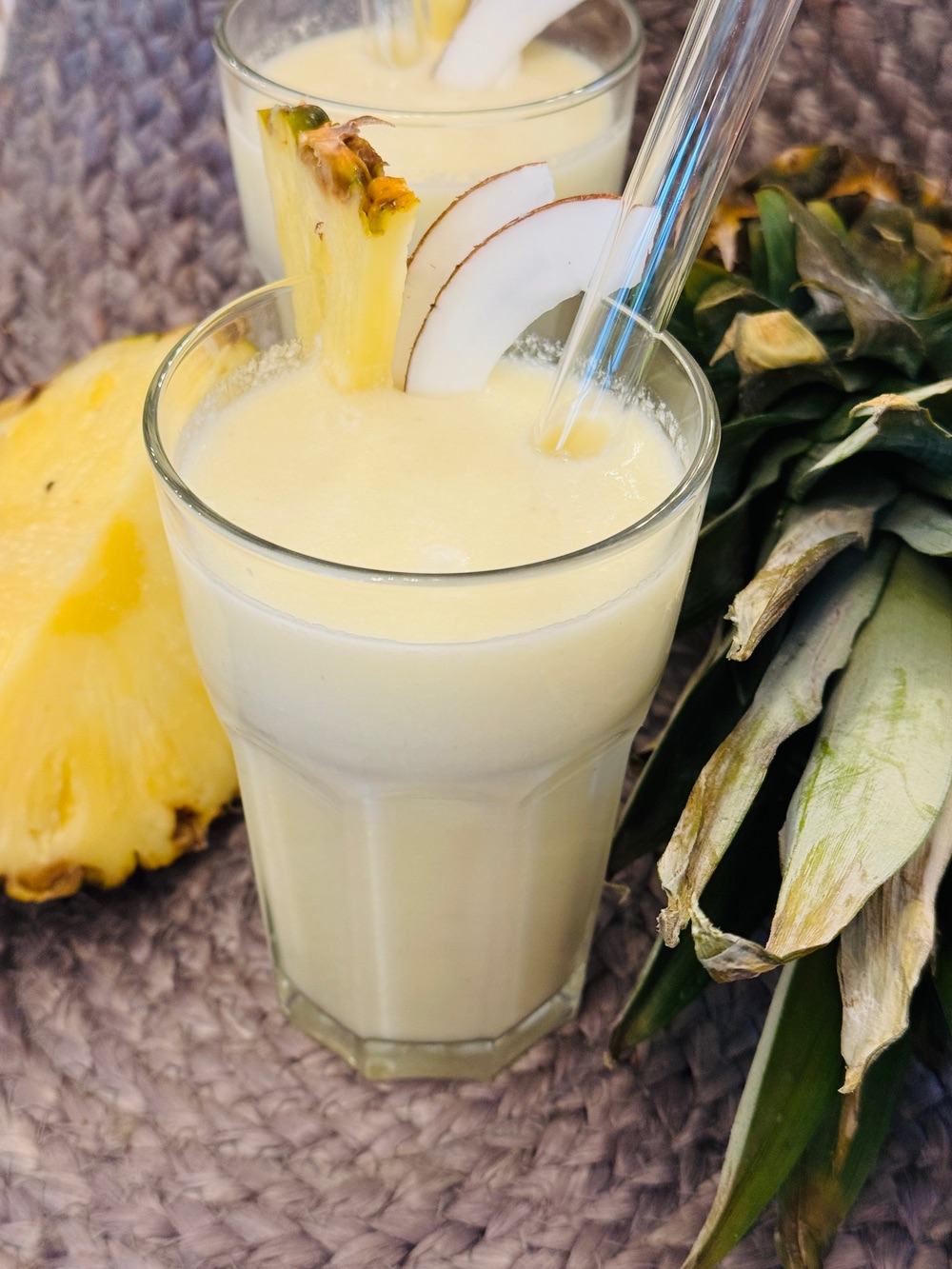 Limonadă de ananas cu cocos și lime
