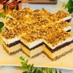 Prăjitura Crem Vanila cu nucă și caramel
