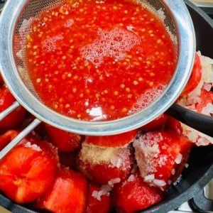 Ketchup de casă fără zahăr și fără conservanți