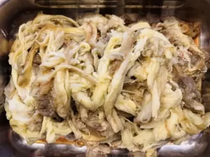 Salată de vinete cu ardei copți și usturoi la borcan