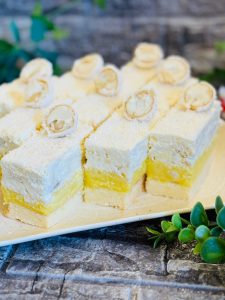 Vis tropical cu jeleu de ananas și cremă de Raffaello