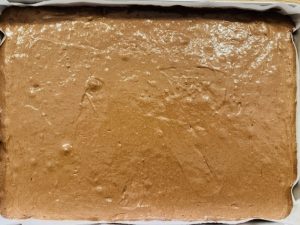 Tort Vlăduț cu cremă de ciocolată și fructe de pădure