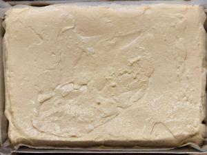 Tort Vlăduț cu cremă de ciocolată și fructe de pădure