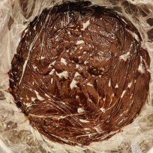 Tort Vlăduț cu cremă de ciocolată și fructe de pădure