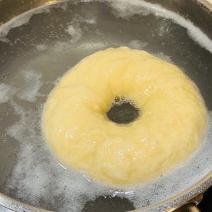 Bagels clasici cu semințe - Covrigi evreiești