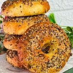 Bagels clasici cu semințe - Covrigi evreiești