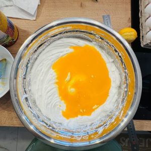 Tort Regal cu Afine și Lămâie