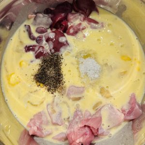 Pate de pui conservat la borcan