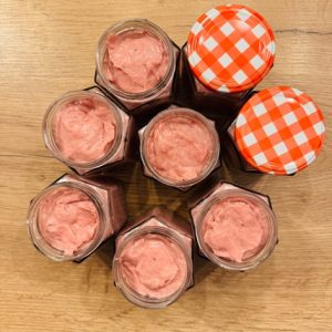 Pate de pui conservat la borcan