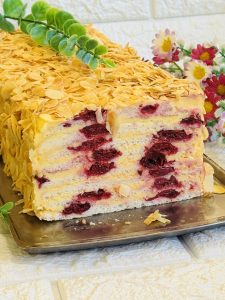 Tort Alb cu vișine