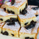 Prăjitura Budincă cu Prune Uscate - Far Breton aux Prunes