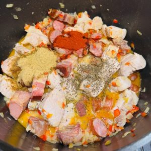 Ciorbă de varză cu cartofi și afumătură - Rețetă sârbească