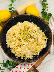 Tagliatelle cu urdă și lămâie