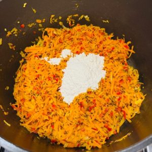 Supă de chimen cu zdrențe de ouă și crutoane ca-n Ardeal