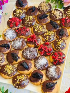 Fursecuri fragede cu miere și ciocolată - Biscuiți glazurați