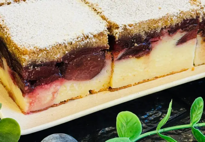 Gomboți cu prune la tava