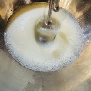 Gomboți cu prune la tava