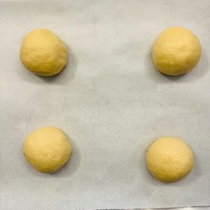 Rotunde cu vișine și brânză dulce