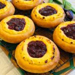 Rotunde cu vișine și brânză dulce