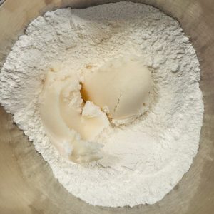 Biscuiți cu cireșe si cacao