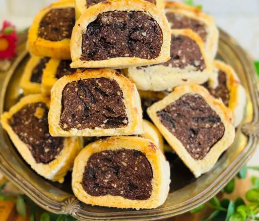 Biscuiți cu cireșe si cacao