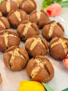 Fursecuri lalea cu nucă și cacao