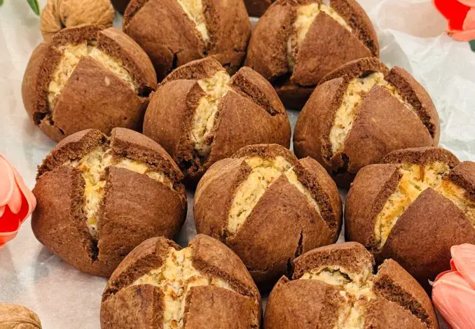 Fursecuri lalea cu nucă și cacao