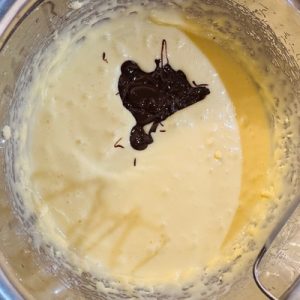 Prăjitura burghezului cu nucă, caramel și ciocolată