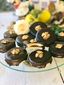 Biscuiți, fursecuri și cornulețe pentru toate gusturile