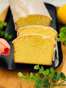 Chec glazurat cu lămâie - Rețetă Georgiana Radu