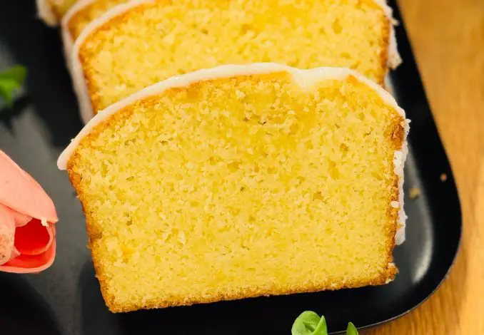 Chec glazurat cu lămâie - Rețetă Georgiana Radu